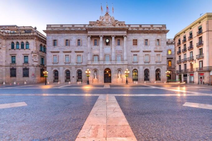 Barcelona Cathedral, Gothic Quarter, Old Town Walking Tour - Additional Information