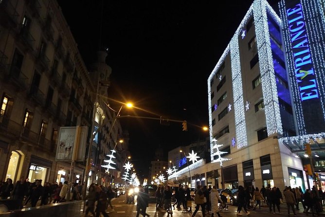 Barcelona: Christmas Walking Tour - Unique Cultural Experiences During the Holidays