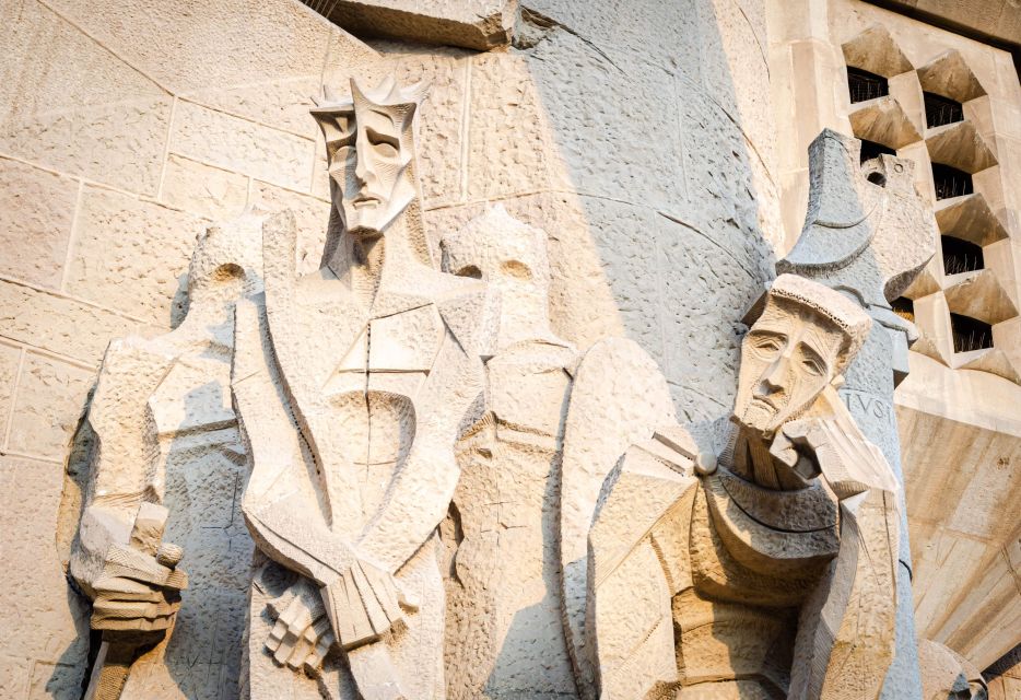 Barcelona: Exclusive Sagrada Familia Private Guided Tour - Booking Information