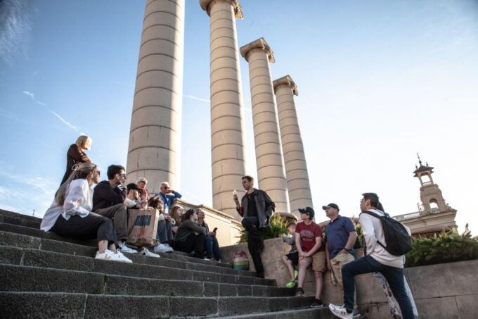 Barcelona Montjuïc Walking Tour: Magic and Transformations - Unveiling Barcelonas Magic Fountain