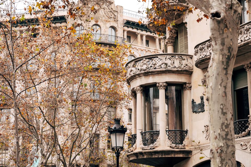 Barcelona: Private Architecture Tour With a Local Expert - Location and Things to Do
