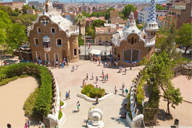 Barcelona: Reserved Entrance to Park Güell With Audio Guide - Common questions