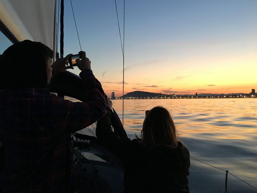 Barcelona: Sunset Boat Trip With Unlimited Cava Wine - Customer Reviews