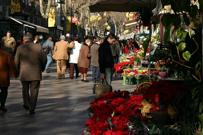 Barcelonas Merry Markets Christmas Tour. Private Experience - Booking Details