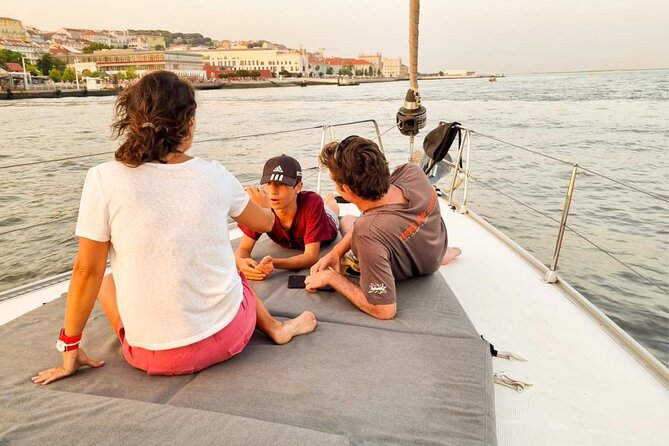 Boat Tour in Lisbon:: Downtown Lisbon Through the River - Directions