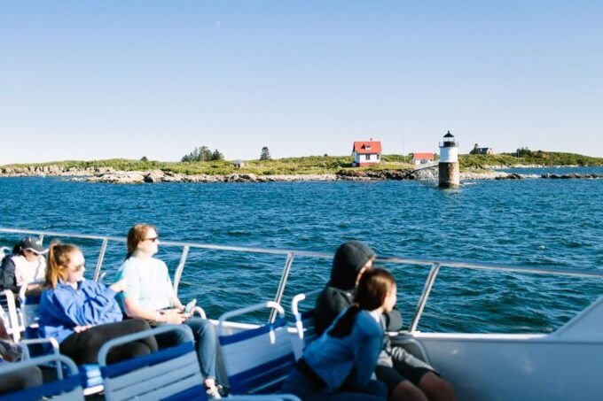 Boothbay Harbor Cruise: Lighthouses, Lobster Haul, and Seals - Inclusions