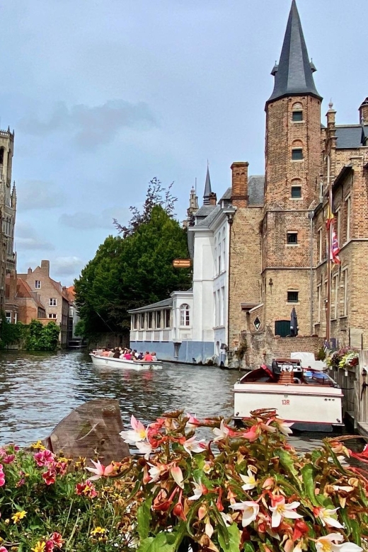 Bruges Day Tour From Paris Lunch Boat Beer Chocolate - Boat Ride and Chocolate Museum