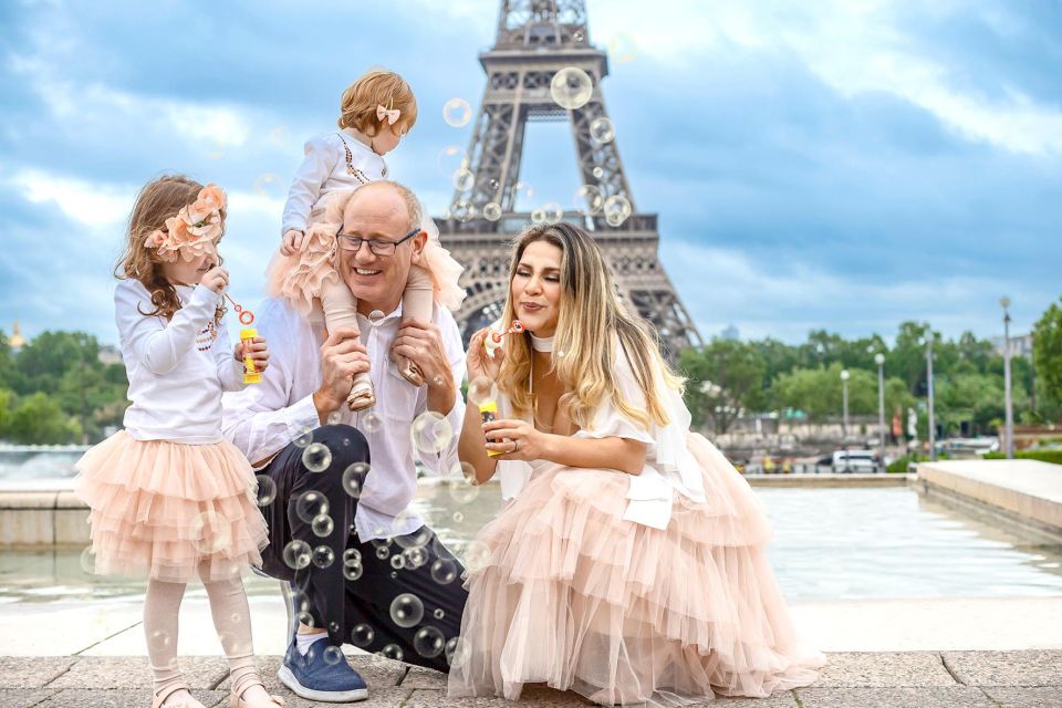 Bubble Photo Tour at the Eiffel Tower - Common questions