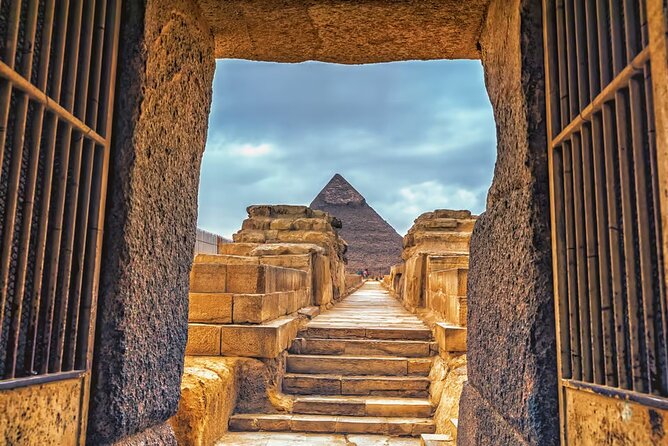 Cairo 8 Hours Trip Giza Pyramids, Museum, Lunch, Bazaars,Pickups - Language Options