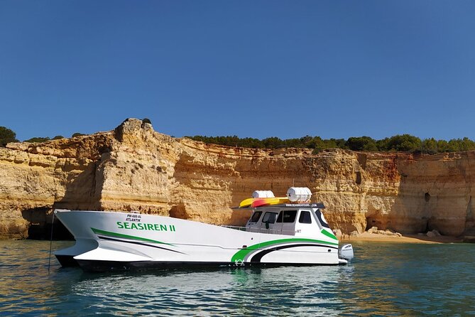 Catamaran Private Tour - Benagil & Marinha Beach - (28 PAX) - Common questions