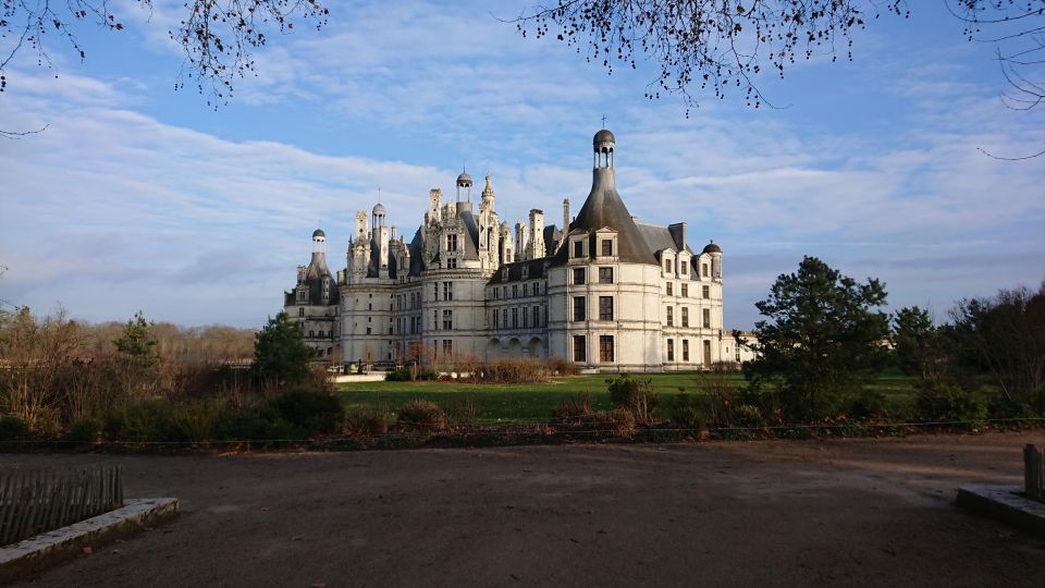 Chambord and Chenonceau Day Trip With Licensed Guide - Additional Information