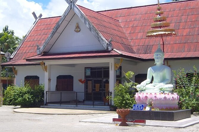 Chiang Mai Rice Fields Biking Tour - Interact With Friendly Locals