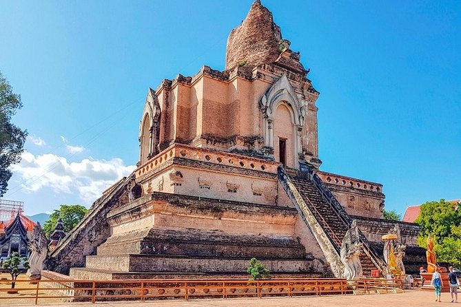 Chiang Rai Temples Private Tour From Chiang Mai With Lunch - Lunch Inclusions