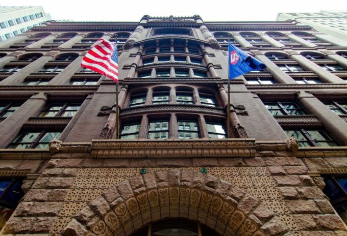 Chicago: Historic Skyscrapers Guided Walking Tour - Common questions