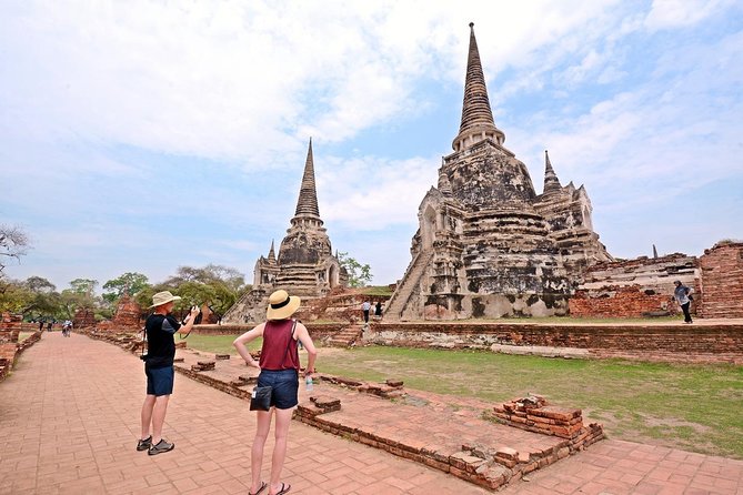 Damnoen Saduak Floating Market and Ayutthaya Full-Day Tour - Tour Schedule and End Time