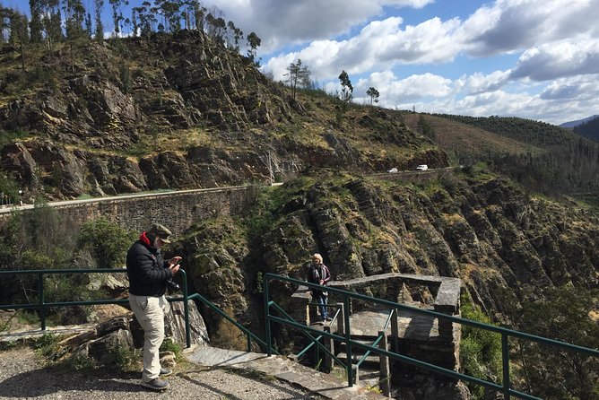 Douro Valley by Jeep UMM Classic English 4x4 - Booking Information