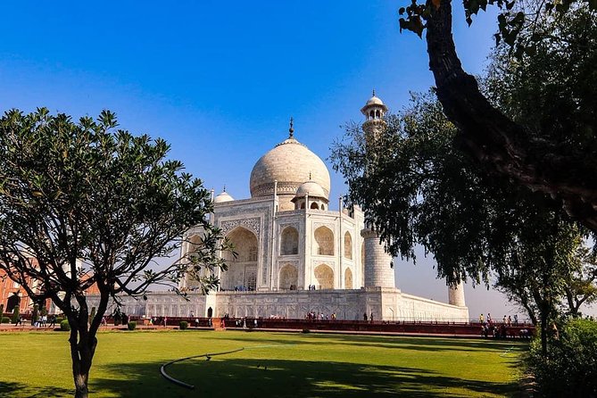 Early Morning Taj Mahal Sunrise Tour With Entrance Fees From Delhi - Directions to Taj Mahal