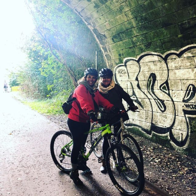 Edinburgh: 20-Mile Cycling Loop Tour - Bike and Helmet Provided