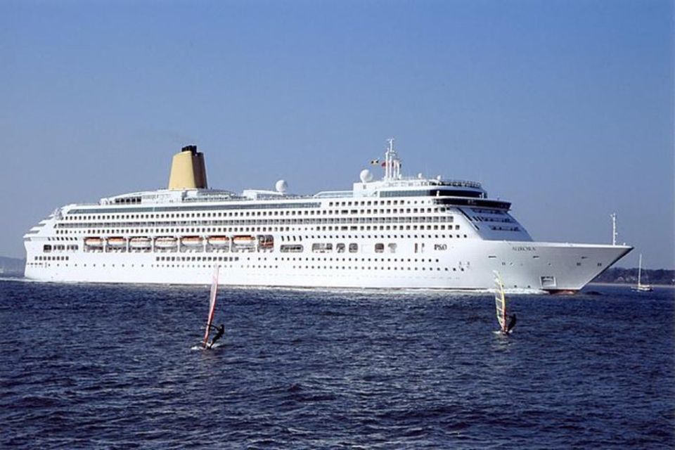 Executive Transfer Central London to Harwich Port - Amenities Provided