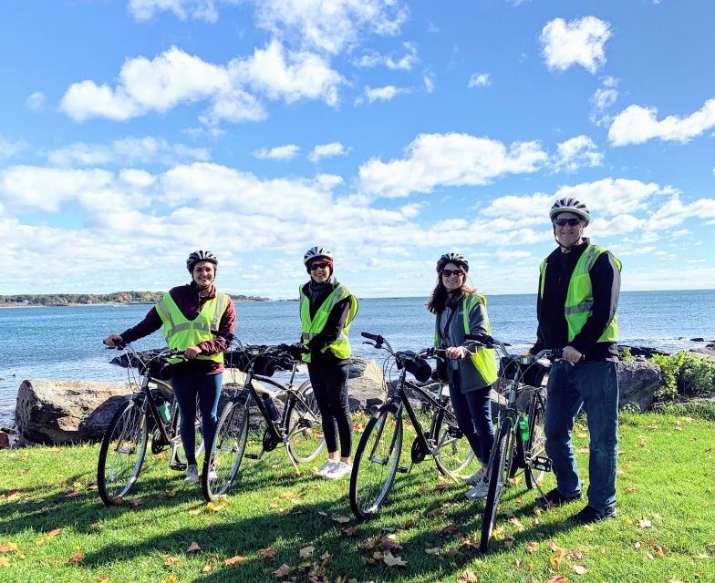 Explore the Islands & Harbor Guided Bike Tour 2-2.5 Hrs. - Meeting Point & Logistics