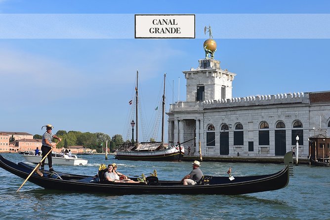 Fall in Love in Venice: Romantic Gondola and Typical Venetian Dinner - Host Responses and Recommendations