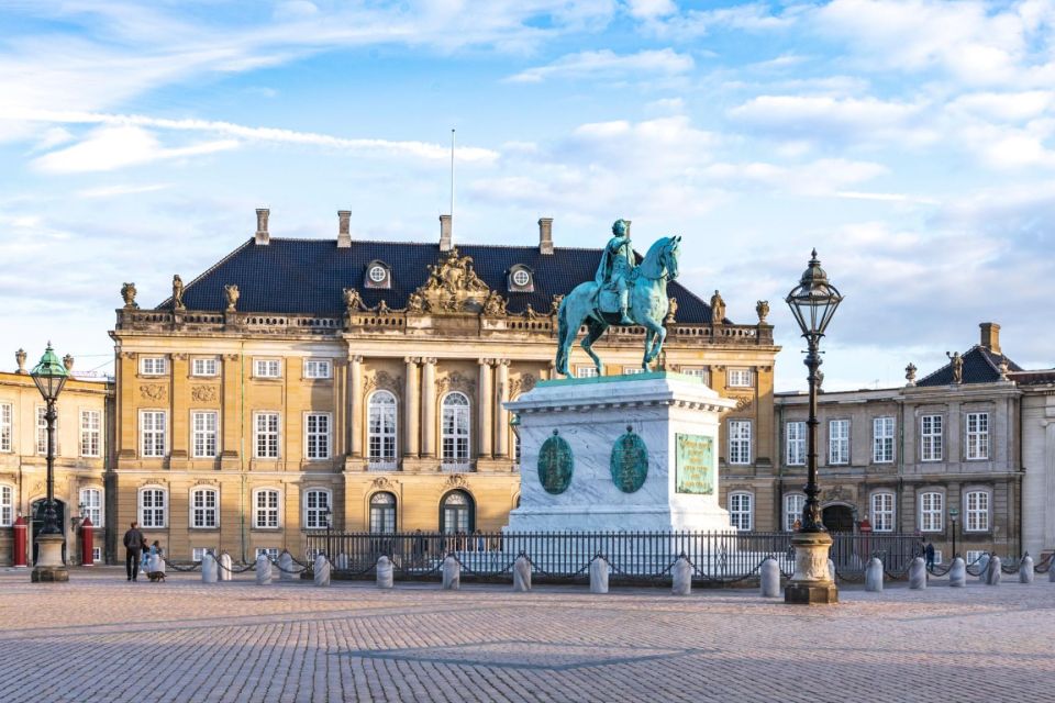 Fast-Track Amalienborg Palace Museum Copenhagen Private Tour - Directions
