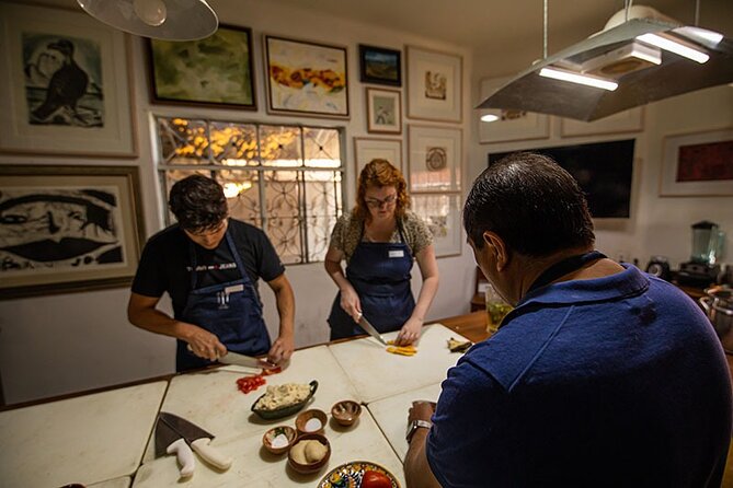 Flavors of Oaxaca: Cooking Class With No Set Menu and Local Market Tour - Common questions