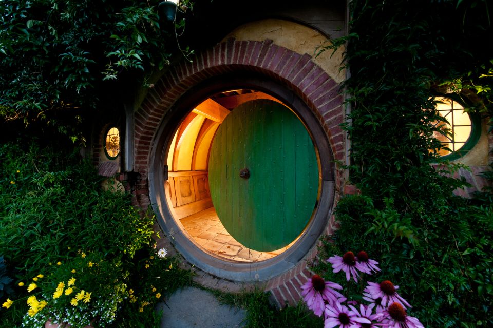 From Auckland: Hobbiton Movie Set Half-Day Trip With Tour - Additional Information
