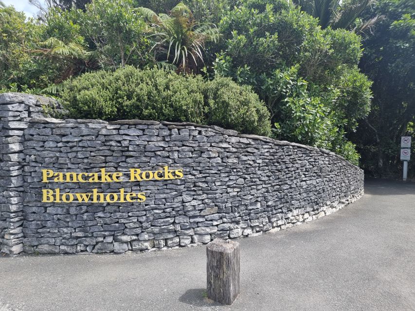 From Greymouth: Punakaiki Blowholes & Pancake Rocks Tour - Location and Ratings