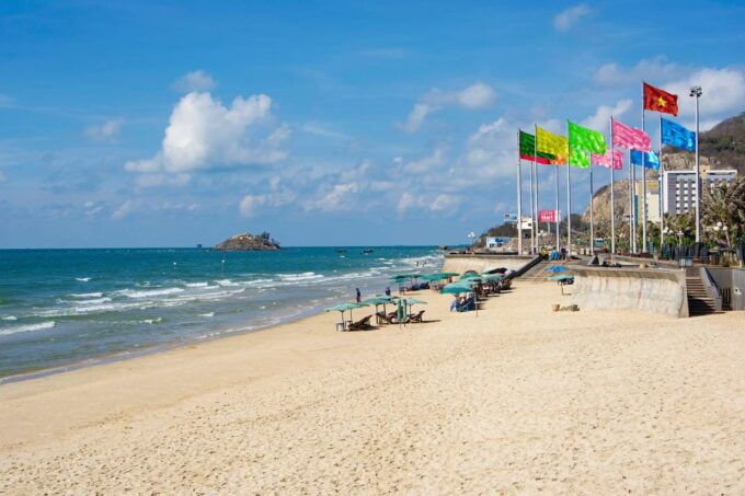 From Ho Chi Minh: Vung Tau Beach Full Day Trip - Historical Visit to Bach Dinh Mansion