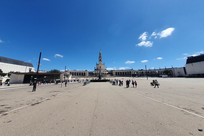 From Lisbon: Fátima, Nazaré, Óbidos & Batalha Private Tour - Additional Photos