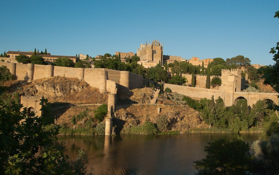 From Madrid: Toledo Tour With Wine Tasting and 7 Monuments - Full Description