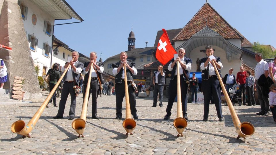 From Montreux: Gruyères City, Cheese&Chocolate Day Tour - Booking Information