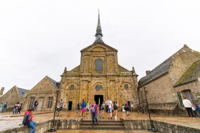 From Paris: Mont Saint Michel Day Trip With a Guide - Visitor Reviews