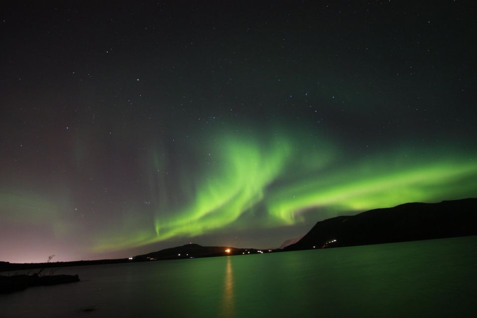 From Reykjavik: Northern Lights Hunt Super Jeep Tour - Northern Lights Viewing