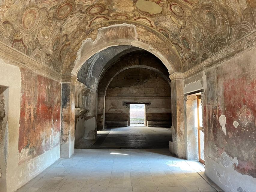 From Rome: Vesuvius and Pompeii Guided Day Tour and Lunch - Additional Notes