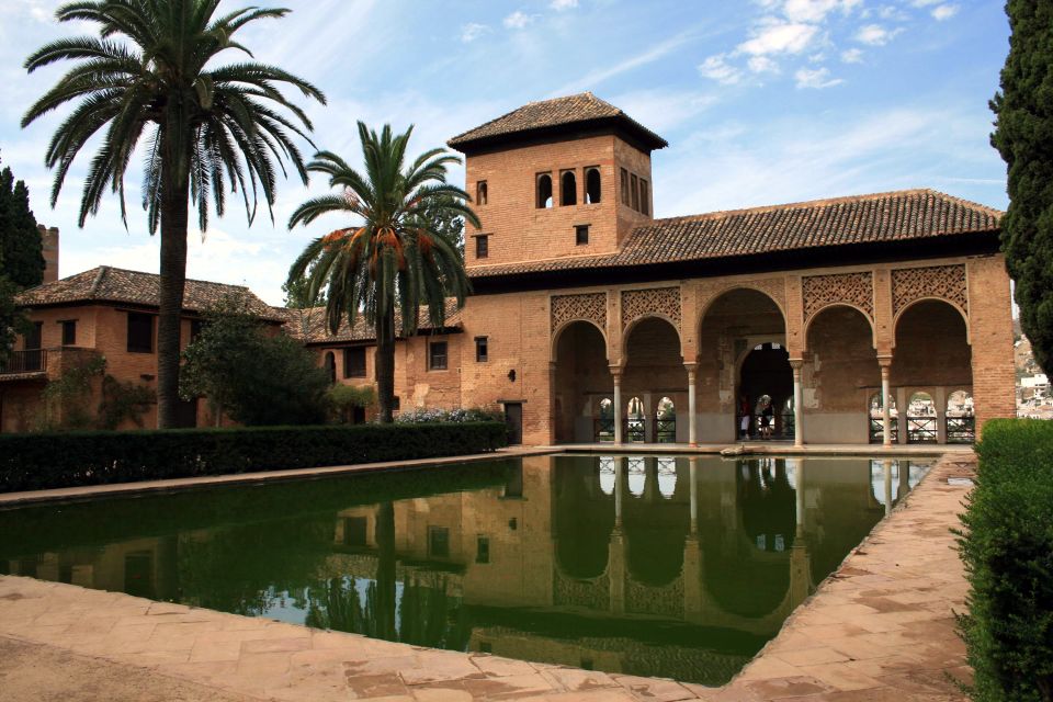 From Seville: Private Excursion to the Alhambra - Group Experience