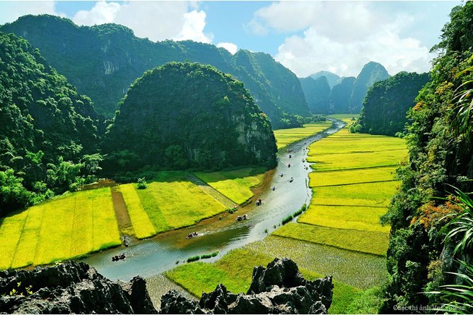 Full Day Hoa Lu and Tam Coc DELUXE Tour Including BUFFET Lunch - Traveler Reviews