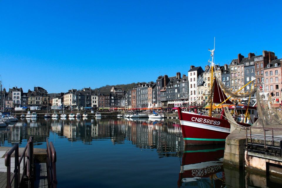 Full Day Tour of Etretat and Honfleur - Impressionist Art Connection