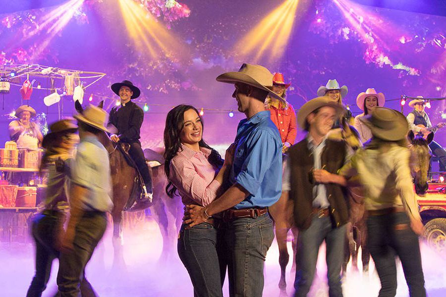 Gold Coast: Australian Outback Spectacular Dinner & Show - Helpful Tips