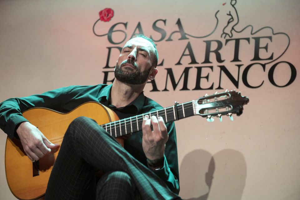 Granada: 1-Hour Traditional Flamenco Show - Common questions