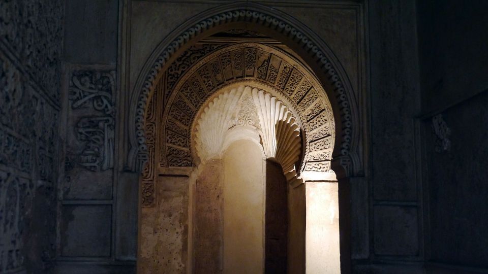 Granada: Night Visit to the Alhambra & Nasrid Palaces - Directions and Transfer Service