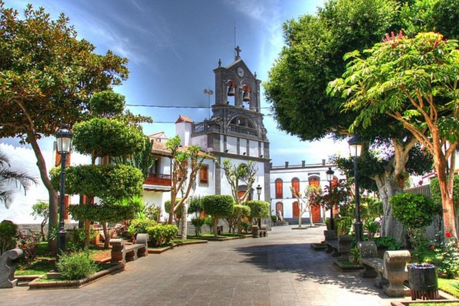 Guided Tour: Past and Present of Gran Canaria - Cultural Influences Over the Years