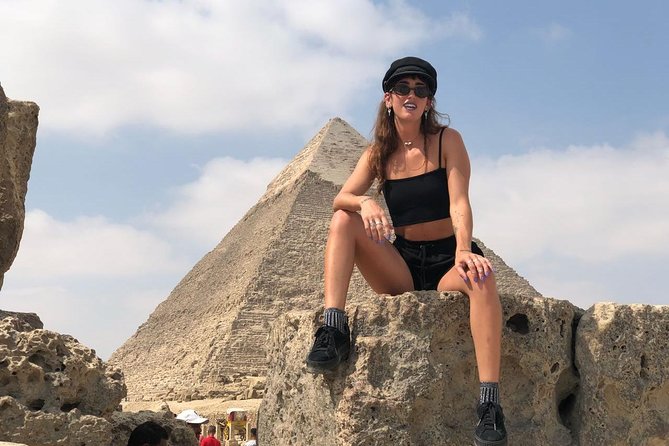 Half-Day Private Guided Tour to Giza Pyramids and Sphinx From Cairo - Common questions