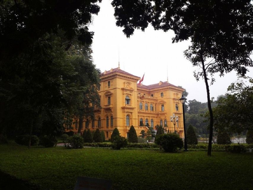 Hanoi: City Highlights Tour With Transfer and Lunch - Ethnic Diversity Showcase