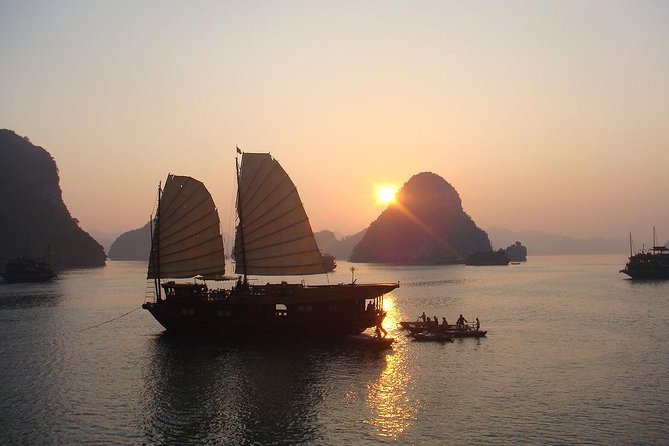 Hanoi - Hoa Lu -Tam Coc -Halong Bay 5days/4nights - Sightseeing Highlights