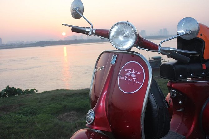 Hanoi Vintage Vespa Tours Countryside - Authentic Vietnamese Cuisine