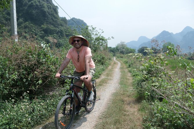 Hidden Ninh Binh Luxury Full Day Group Tour (Tam Coc - Hoa Lu) - Common questions