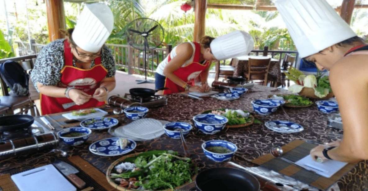 Hoi An: Tra Que Herb Village Cooking Class - Review Summary