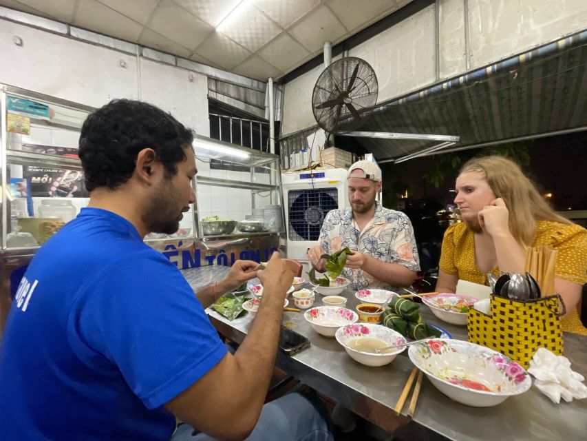 Hue : Night Local Street Food Tour by Vietnamese Cyclo - Tour Organization